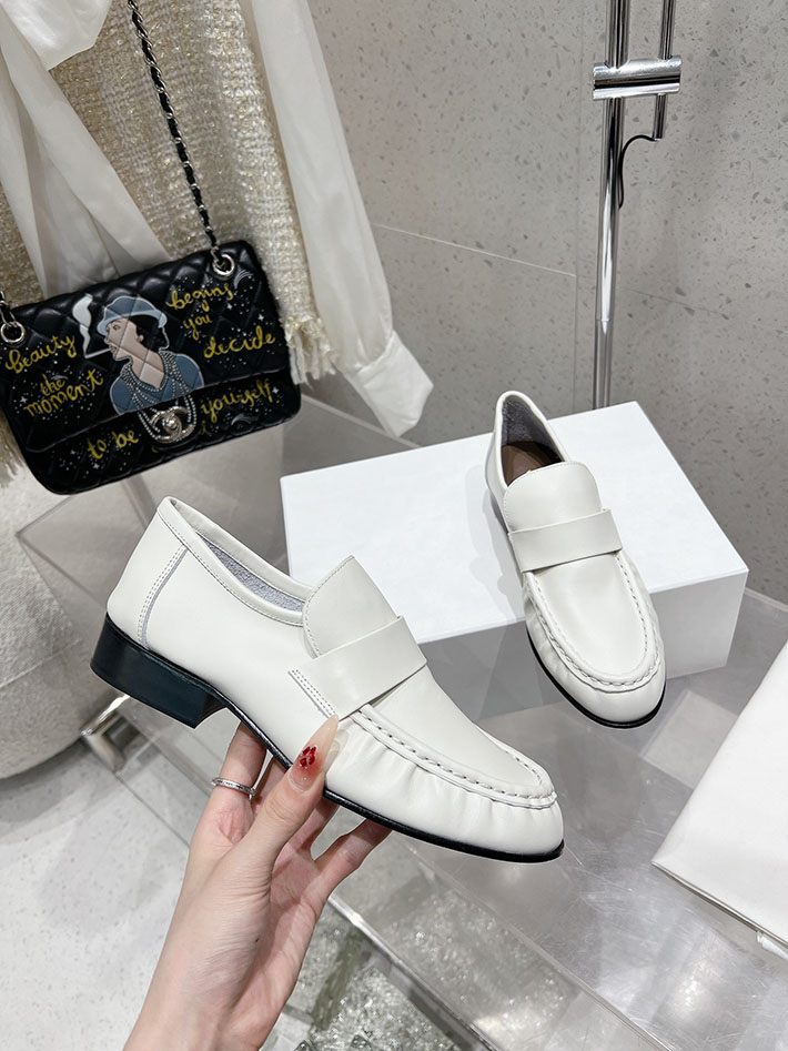 最高級ザロウスーパーコピー THE ROW Soft Loafer ナッパレザー ローファー シューズ 靴 ホワイト 2631188 THE ROW アウトレット 店舗 - 画像 (6)