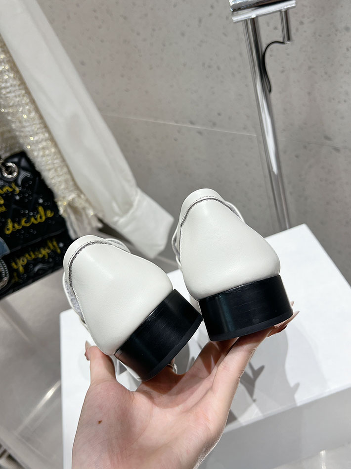 最高級ザロウスーパーコピー THE ROW Soft Loafer ナッパレザー ローファー シューズ 靴 ホワイト 2631188 THE ROW アウトレット 店舗 - 画像 (2)
