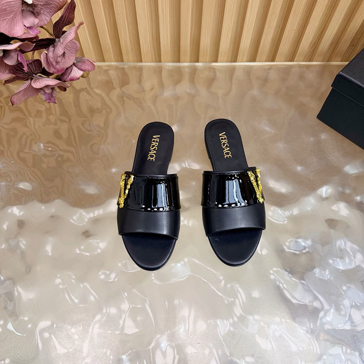 最高級ヴェルサーチェスーパーコピー VERSACE 2026年最新 特集 レディース 夏サンダル ブラック 2631294 ヴェルサーチ アウトレット 通販 - 画像 (7)