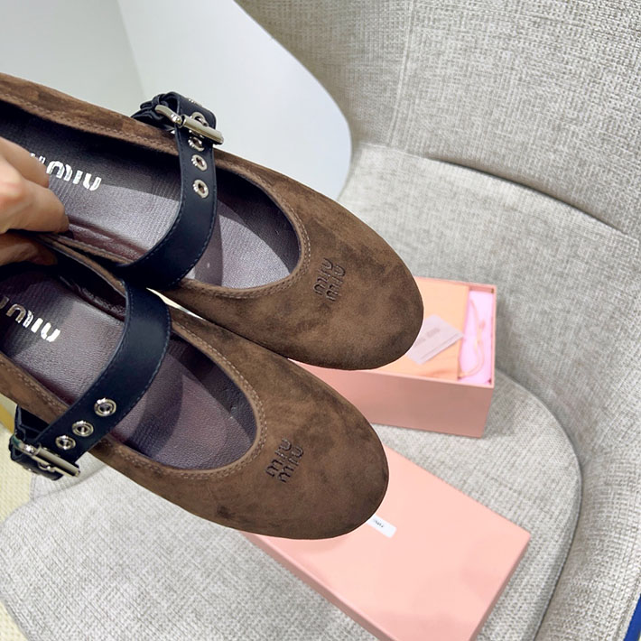 レディース ミュウミュウ MiuMiu 2026年 新作 レザー バレリーナフラットシューズ 2631372 miumiu バレリーナシューズ - 画像 (7)