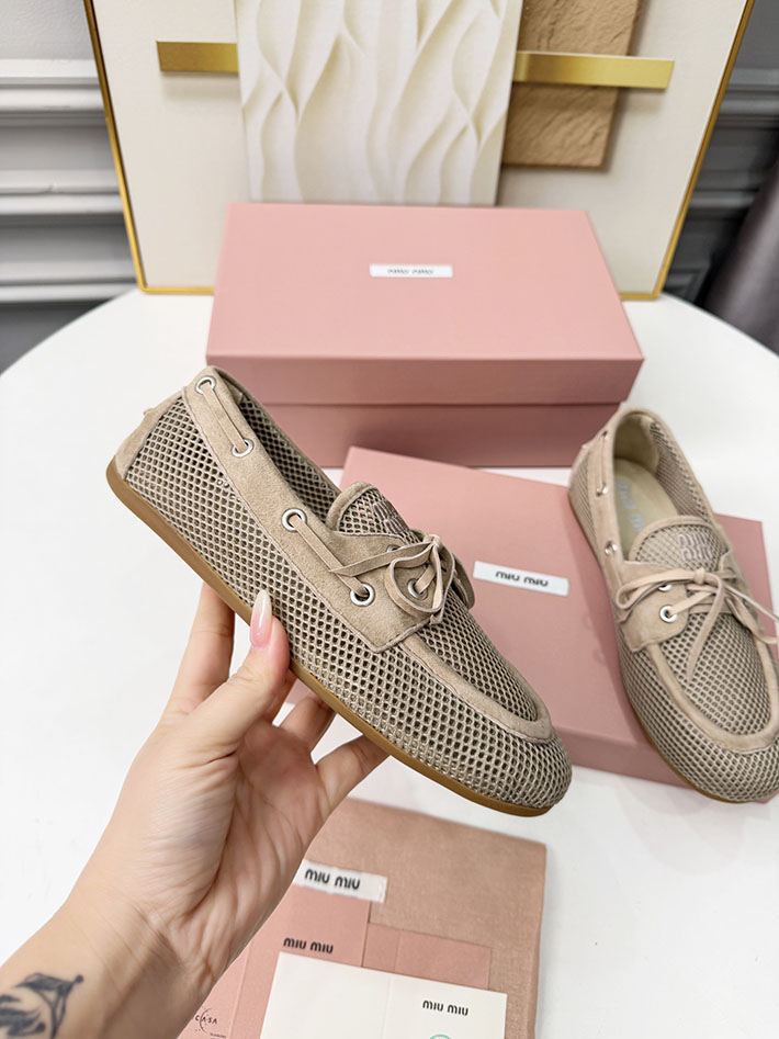 レディース ミュウミュウ MiuMiu 2026年 新作 メッシュxスエード デッキシューズ 靴 ブラウン 2631400 Miumiu アウトレット セール - 画像 (3)