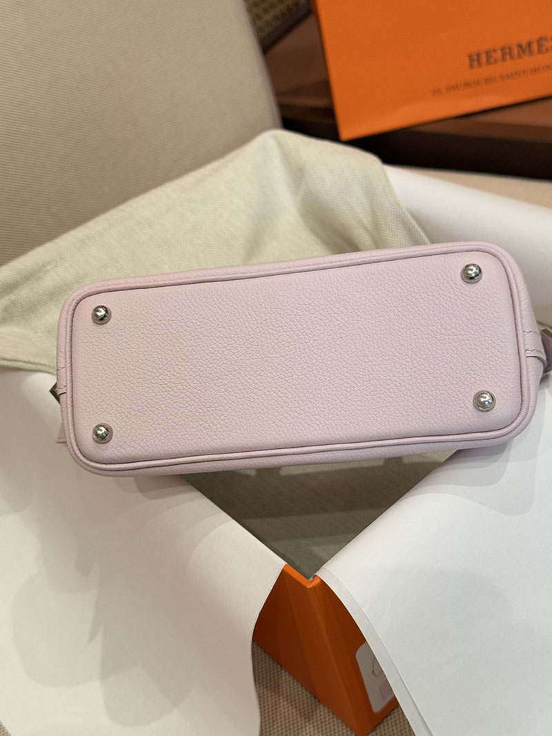 エルメス ボリードミニの通販 HERMES ボリード1923 ミニ モーヴペール エバーカラー シルバー金具 2631465 ボリード ミニ 風 - 画像 (4)