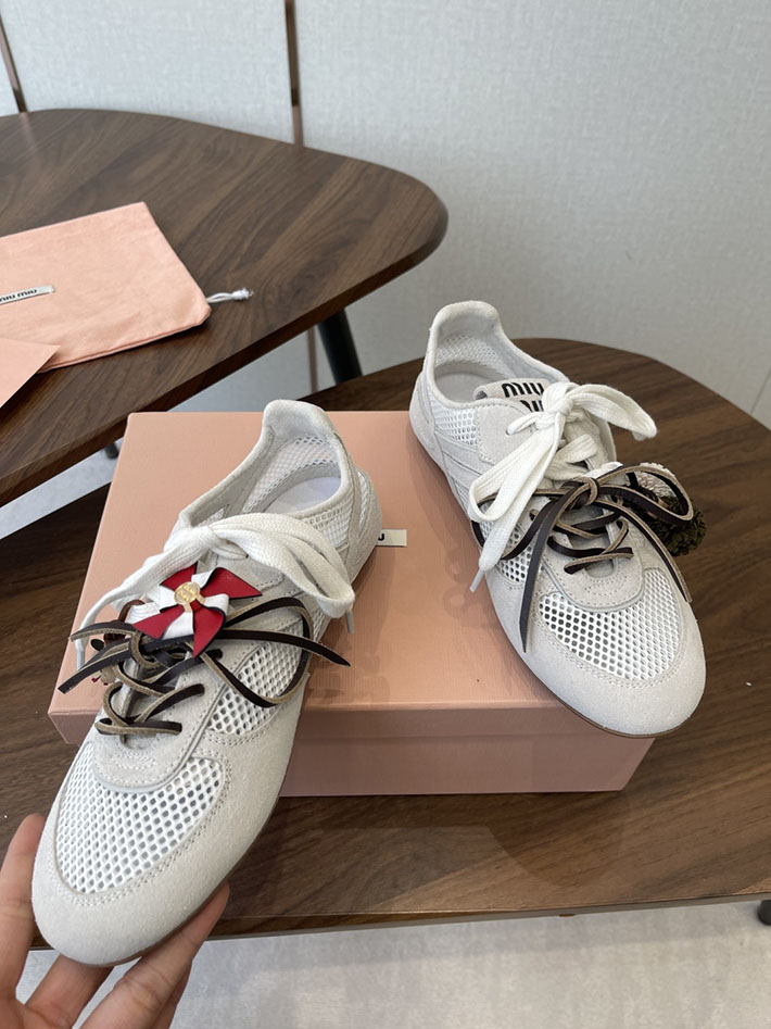 レディース ミュウミュウ MiuMiu ジムナジウムメッシュxスエードスニーカー ホワイト 5E589E_3KU1_F0009 MIUMIU スニーカー レディース - 画像 (6)