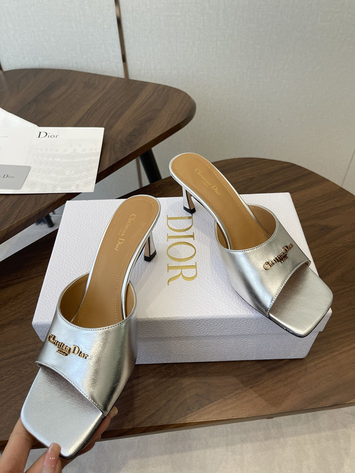 最高級ディオールスーパーコピー Dior 2026年春夏 新作 サンダル スリッパ シューズ ミュール シルバー 2630601 ディオール サンダル レディース - 画像 (7)