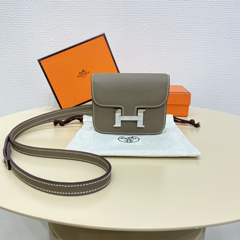 コンスタンス 財布 定価