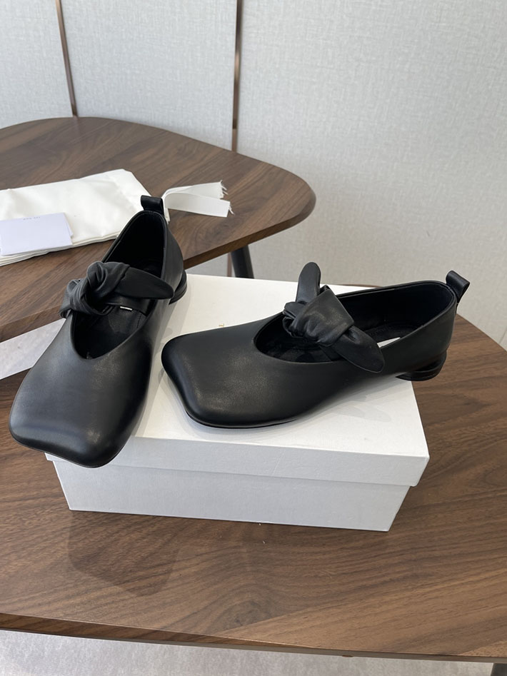 バレエシューズ レディース 歩きやすい