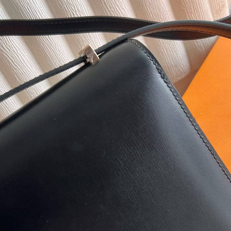 エルメス コンスタンスの通販 HERMES コンスタンス3 ミニ 黒 ブラック ボックスカーフ ローズゴールド金具 H056341CD89 コンスタンス 3 ミニ 定価 - 画像 (7)