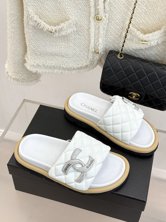 最高級シャネルスーパーコピー CHANEL 2026年春夏 新作 ラムスキン キルトウッド ミュール ホワイト 2630816 シャネル サンダル 新作 - 画像 (9)