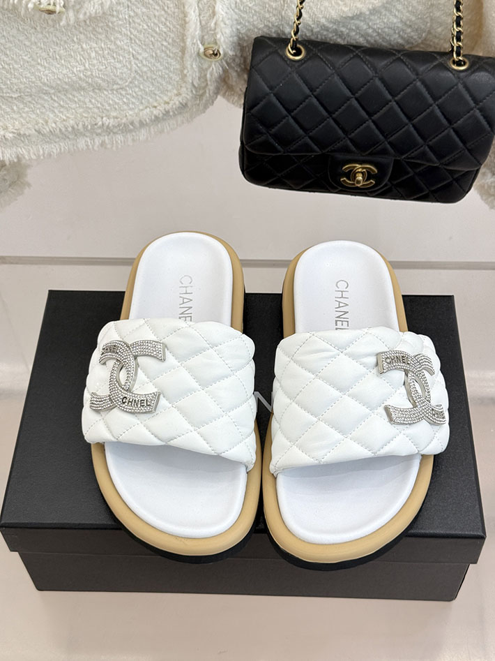 最高級シャネルスーパーコピー CHANEL 2026年春夏 新作 ラムスキン キルトウッド ミュール ホワイト 2630816 シャネル サンダル 新作 - 画像 (8)