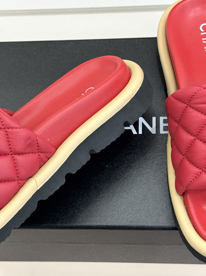 最高級シャネルスーパーコピー CHANEL 2026年春夏 新作 ラムスキン キルトウッド ミュール レッド 2630818 シャネル 靴 レディース 人気 - 画像 (6)