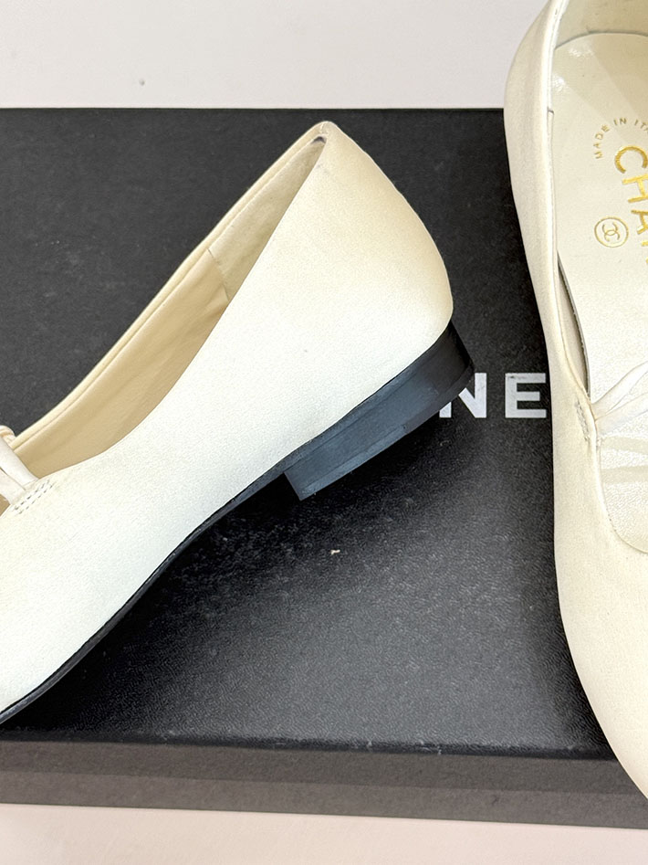 最高級シャネルスーパーコピー CHANEL 2026年春夏 新作 ココマーク レザー ストラップパンプス レッド 2630834 シャネル パンプス 値段 - 画像 (6)