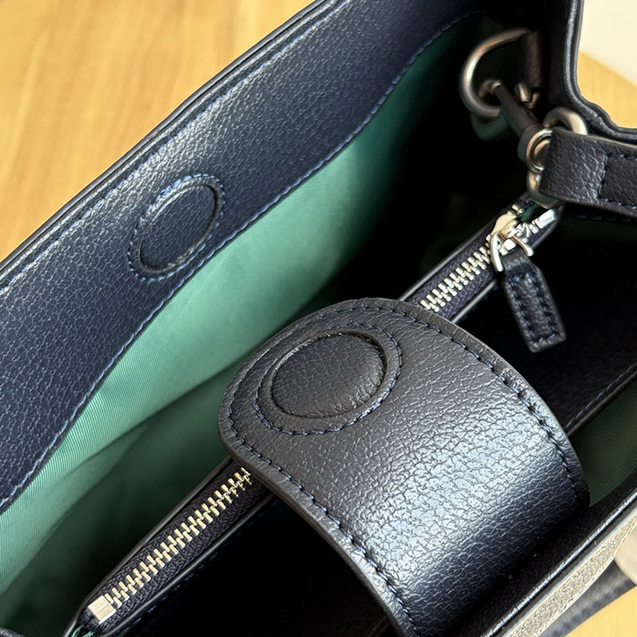 グッチ直営アウトレット店 GUCCI オフィディア スモール トートバッグ ベージュ&ブルー/ブルー 836840 FAE0J 4076 GUCCI ショルダーバッグ 人気 - 画像 (2)