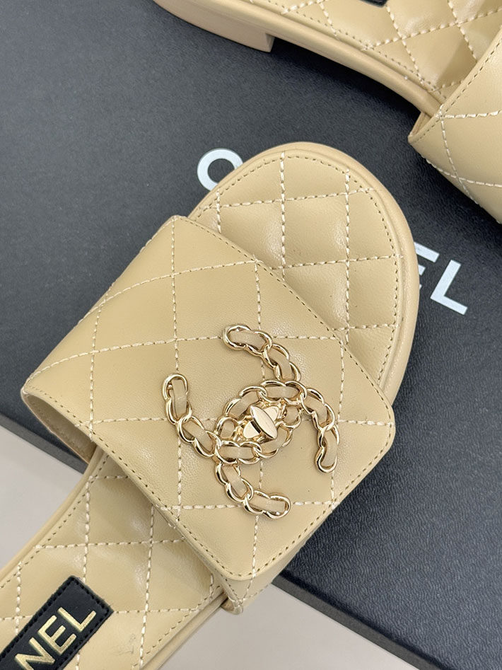 最高級シャネルスーパーコピー CHANEL ココマーク キルティング レザー ミュール サンダル ベージュ 2630915 シャネル サンダル 安い - 画像 (4)