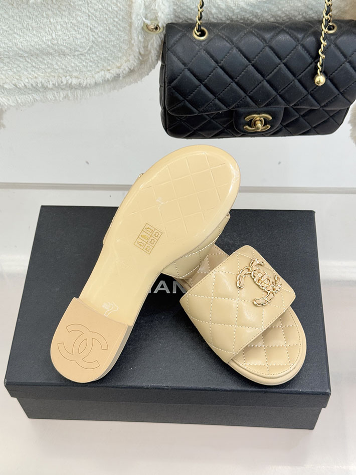 最高級シャネルスーパーコピー CHANEL ココマーク キルティング レザー ミュール サンダル ベージュ 2630915 シャネル サンダル 安い - 画像 (2)