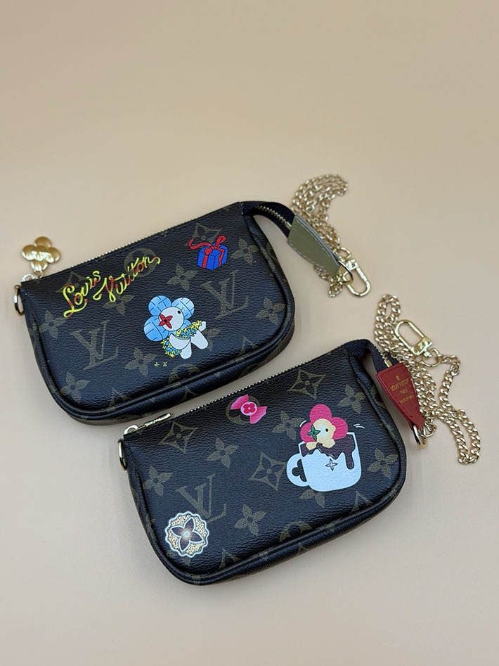 ルイヴィトン販売店舗 レディースバッグ LV ミニポシェット・アクセソワール ヴィヴィエンヌ モノグラム ブルー M15328 ルイヴィトン ポシェット 人気ランキング - 画像 (3)