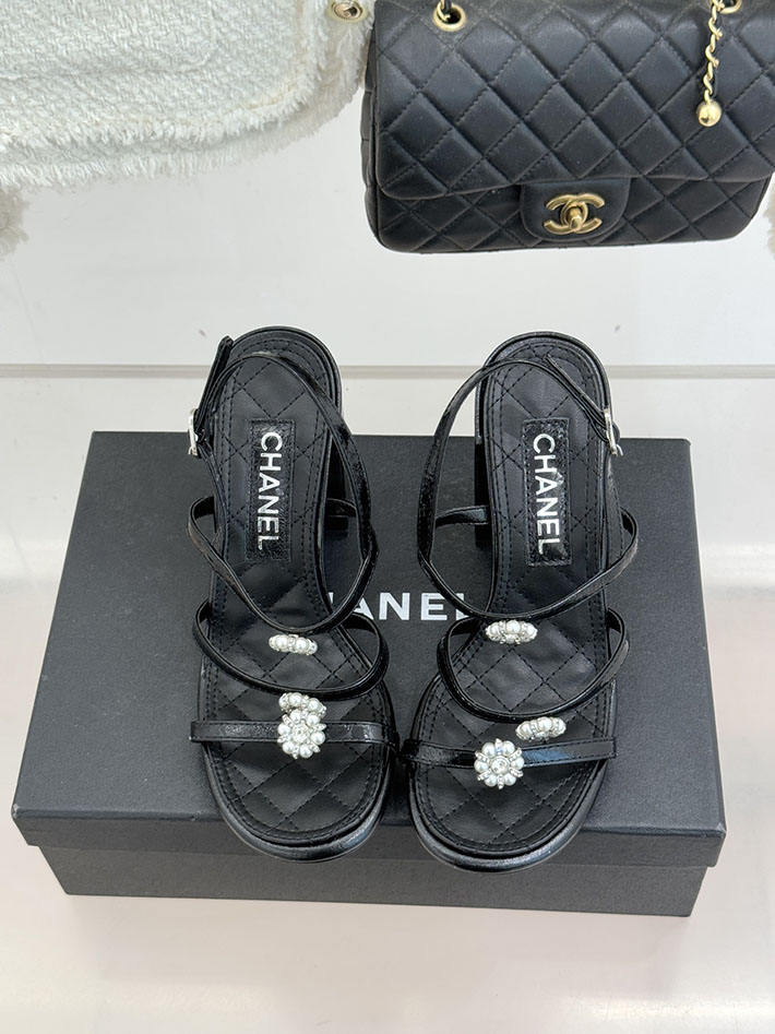 最高級シャネルスーパーコピー CHANEL サンダル 2026年 新作 95mm ラミネート ラムスキン ブラック 2630959 シャネル サンダル 安い - 画像 (7)
