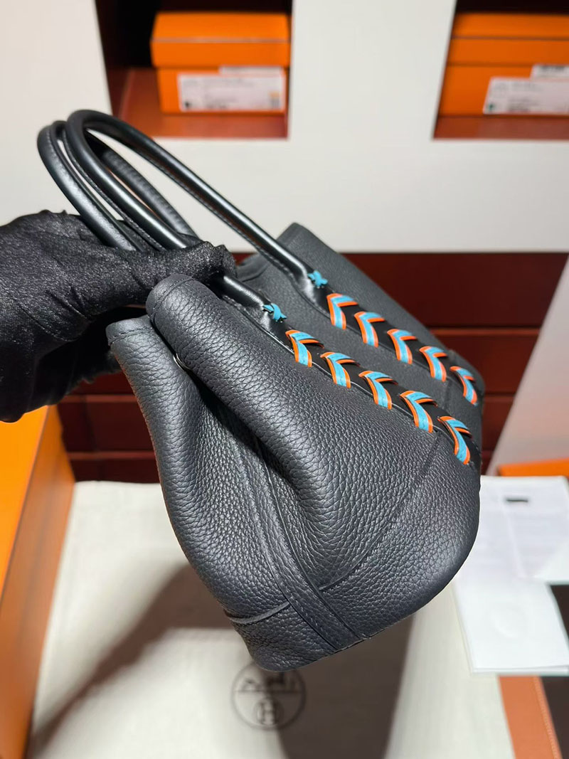 エルメスバッグの通販 HERMES ネオ・ガーデン・ブルティ23 黒/ブルー トゴ/スイフト シルバー金具 H087974CKAC ネオガーデン ブルティ23 - 画像 (6)