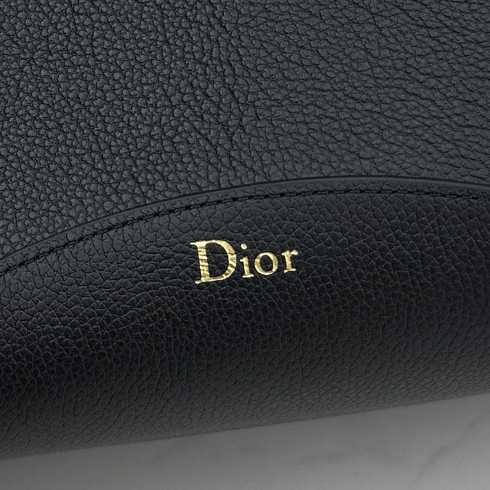 最高級ディオールスーパーコピー Dior Médaillon バケットバッグ ミディアム ブラック M1532QUQW_M900 ディオール バッグ トート - 画像 (5)