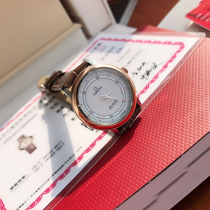最高級オメガスーパーコピー OMEGA デ・ヴィル プレステージ レディース 腕時計 424.23.27.60.09.001 オメガ デヴィル プレステージ - 画像 (4)