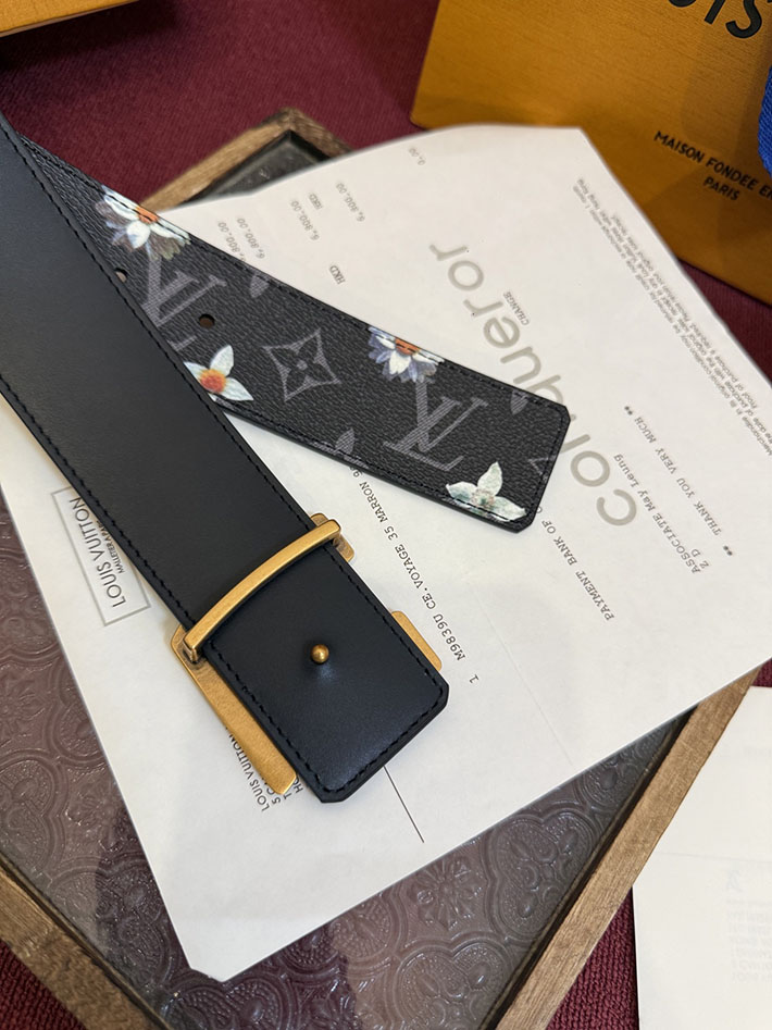 最高級ルイヴィトンスーパーコピー ベルト・LV イニシャル モノグラム・フラワー 40MM リバーシブル 2632528 ルイヴィトンコピー商品 - 画像 (4)