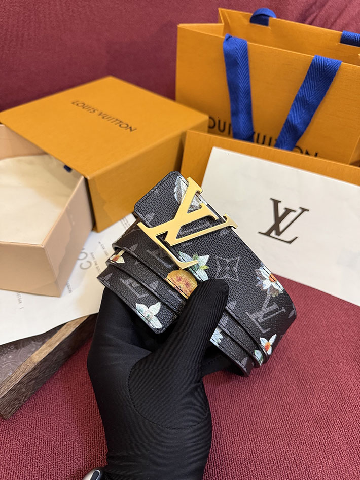 最高級ルイヴィトンスーパーコピー ベルト・LV イニシャル モノグラム・フラワー 40MM リバーシブル 2632533 ルイヴィトン ベルト 交換 - 画像 (2)