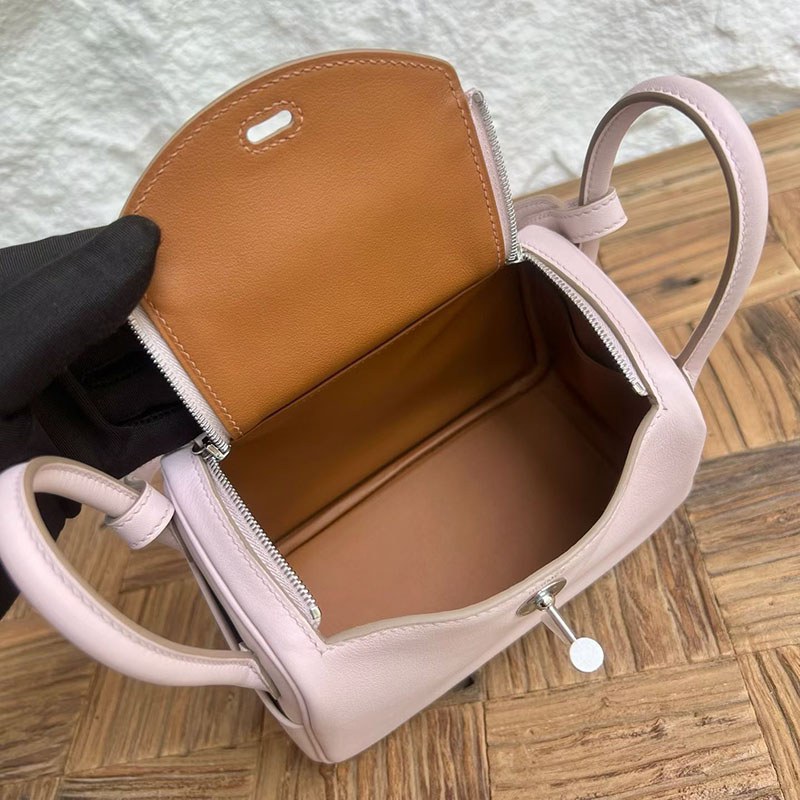エルメス リンディミニの通販 HERMES ミニリンディ モーヴペール ゴールド スイフト シルバー金具 H085955CK09 エルメス ピンク 人気色 - 画像 (5)