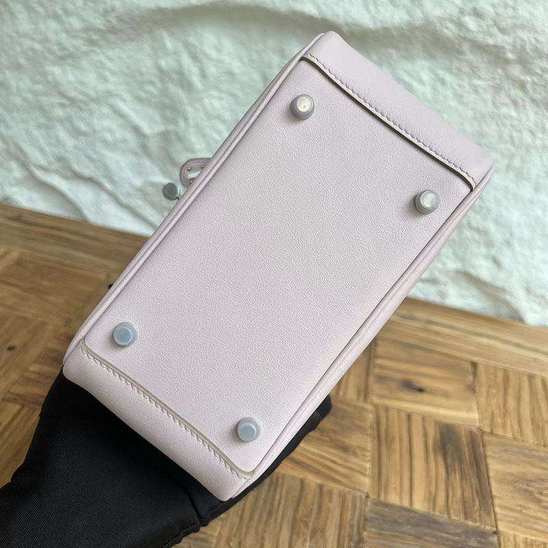 エルメス リンディミニの通販 HERMES ミニリンディ モーヴペール ゴールド スイフト シルバー金具 H085955CK09 エルメス ピンク 人気色 - 画像 (2)