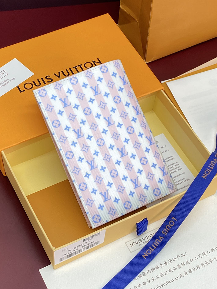 最高級ルイヴィトンスーパーコピー LV パスポートカバー クーヴェルテュール・パスポール LVスタンプ ブルー 2634175 ルイヴィトン パスポートカバー - 画像 (10)