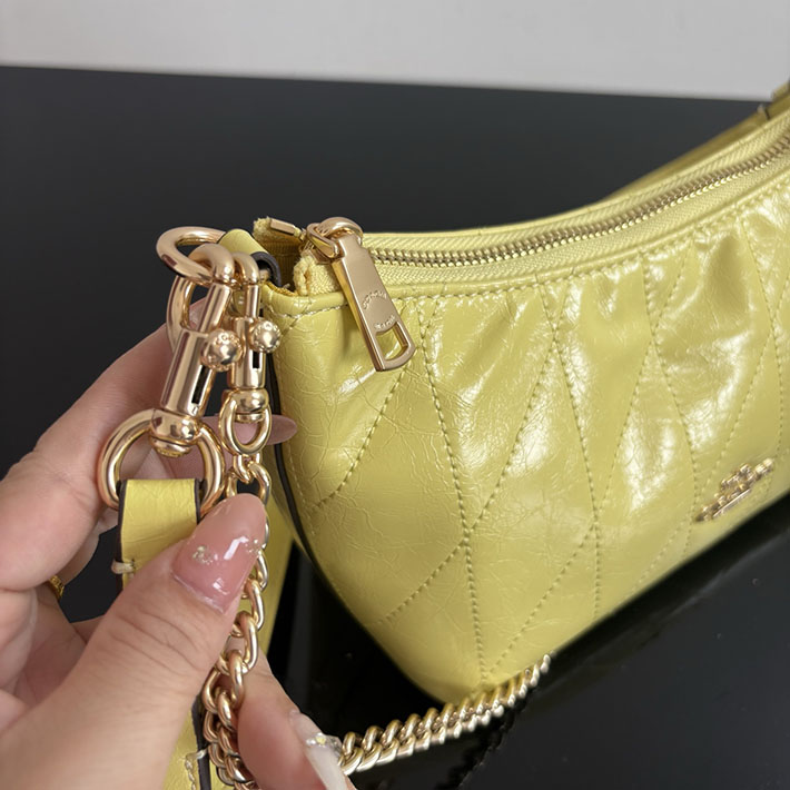 コーチ バッグ アウトレット COACH ケイトリン ショルダー バッグ・キルティング ソフト イエロー CDZ88 IMPM2 コーチ バッグ ショルダー - 画像 (5)