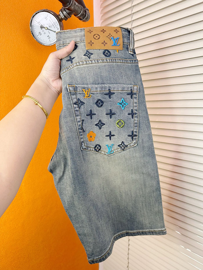 最高級ルイヴィトンスーパーコピー Louis Vuitton 2026年夏新作 メンズカジュアルデニムショーツ clothes202600563 ルイ・ヴィトン メンズ デニムショーツ - 画像 (2)