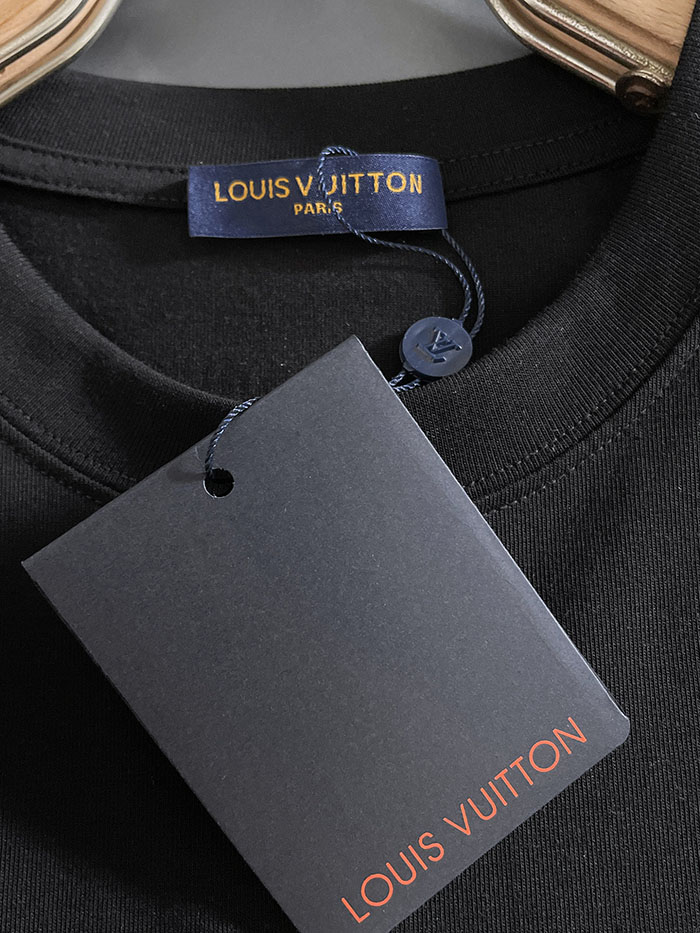 最高級ルイヴィトンスーパーコピー Louis Vuitton 2026年春夏新作:ピュアコットン クルーネック 半袖Tシャツ clothes202600647 ルイヴィトン メンズ 純綿 Tシャツ 黒 - 画像 (7)