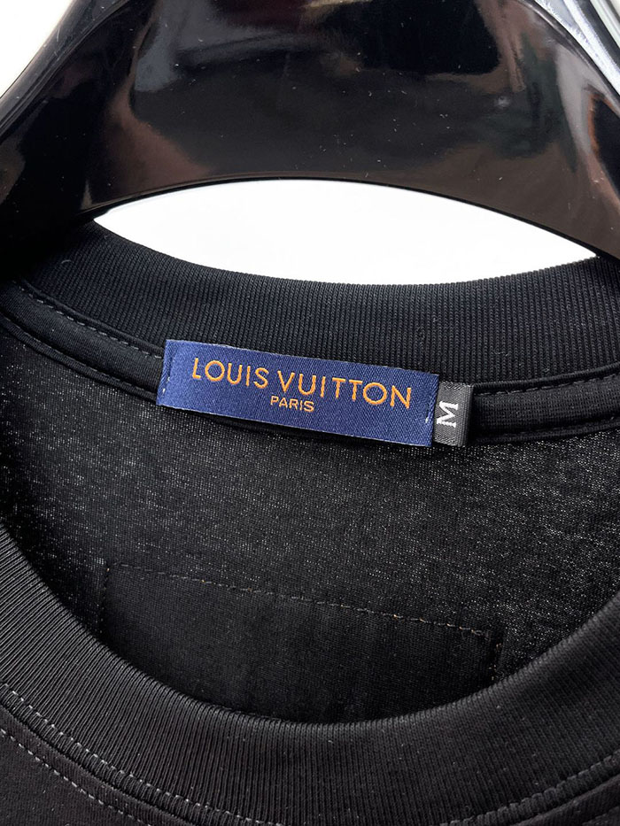 最高級ルイヴィトンスーパーコピー Louis Vuitton 2026年春夏新作:ピュアコットン クルーネック 半袖Tシャツ clothes202600648 ルイヴィトン メンズ 純綿 Tシャツ 白 - 画像 (4)