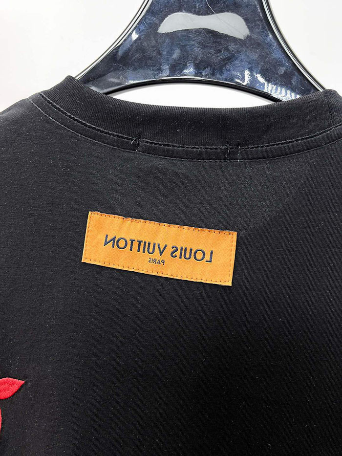 最高級ルイヴィトンスーパーコピー Louis Vuitton 2026年春夏新作:ピュアコットン クルーネック 半袖Tシャツ clothes202600649 ルイヴィトン メンズ 純綿 Tシャツ 黒 - 画像 (9)