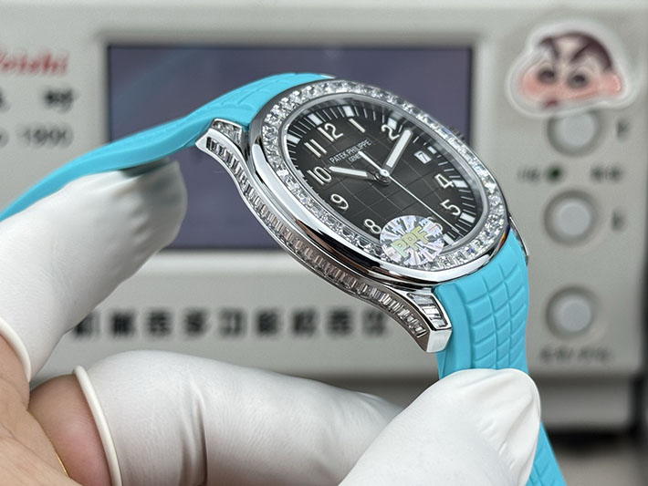最高級パテックフィリップスーパーコピー PATEK PHILIPPE アクアノート 20th 5168G 腕時計 2633649 パテック フィリップ 値段 安い - 画像 (5)