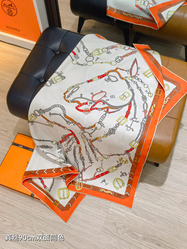 最高級エルメススーパーコピー HERMES カレ 90 シュヴォー・デシェネ 2026新作 H004096S 15 エルメス スカーフ 90 - 画像 (7)