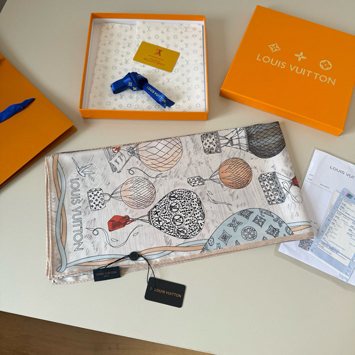 最高級ルイヴィトンスーパーコピー Louis Vuitton カレ90・アップ アンド アウェイ ノワールブロン M79151 レディース ルイヴィトン スカーフ - 画像 (2)