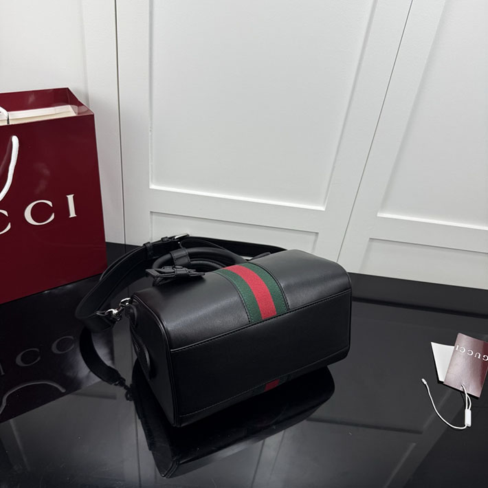 グッチ直営アウトレット店 GUCCI ウェブ トレードマーク スモール ダッフルバッグ ブラック 866980 AAGF7 1053 グッチ バッグ アウトレット - 画像 (6)