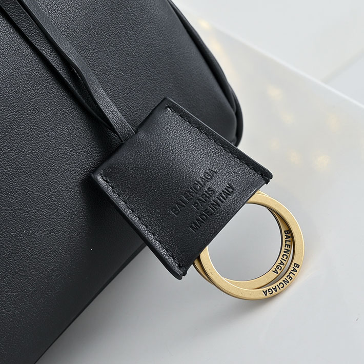 バレンシアガ バッグ 人気 レディース BALENCIAGA Rodeo ハンドバッグ スモール ブラック 7897792AA4V1000 バレンシアガ ロデオ スモール - 画像 (5)