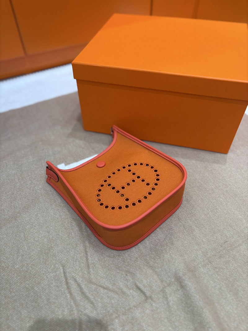 エルメス エヴリン ミニ HERMES エヴリン TPM オレンジ トワルアッシュ/トゴ シルバー金具 2633959 ミニ エブリン 人気色 - 画像 (4)
