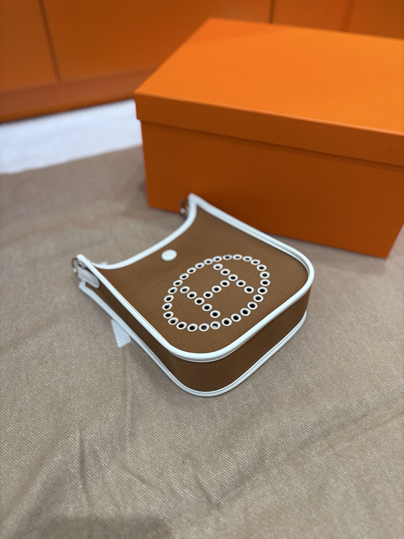 エルメス エヴリン ミニ HERMES エヴリン TPM ホワイト×ブラウン トワルアッシュ/トゴ シルバー金具 2633961 エルメス ミニ ショルダー - 画像 (5)