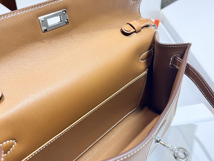 エルメスコピー通販 HERMES ケリーエラン ゴールド マダム シルバー金具 ケリーエラン H085208CK37 エルメス ケリーエラン - 画像 (5)