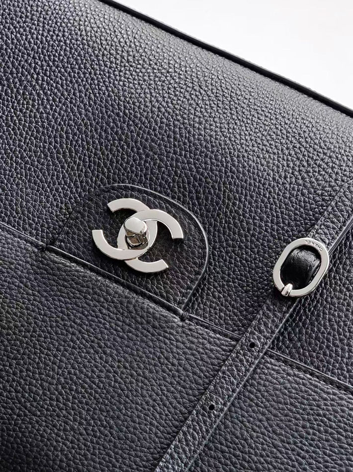 シャネル 新作バッグ 2026 CHANEL マキシ ハンドバッグ 2026新作 ブラック AS6233-B24008-94305 シャネルバッグ 人気ランキング - 画像 (6)