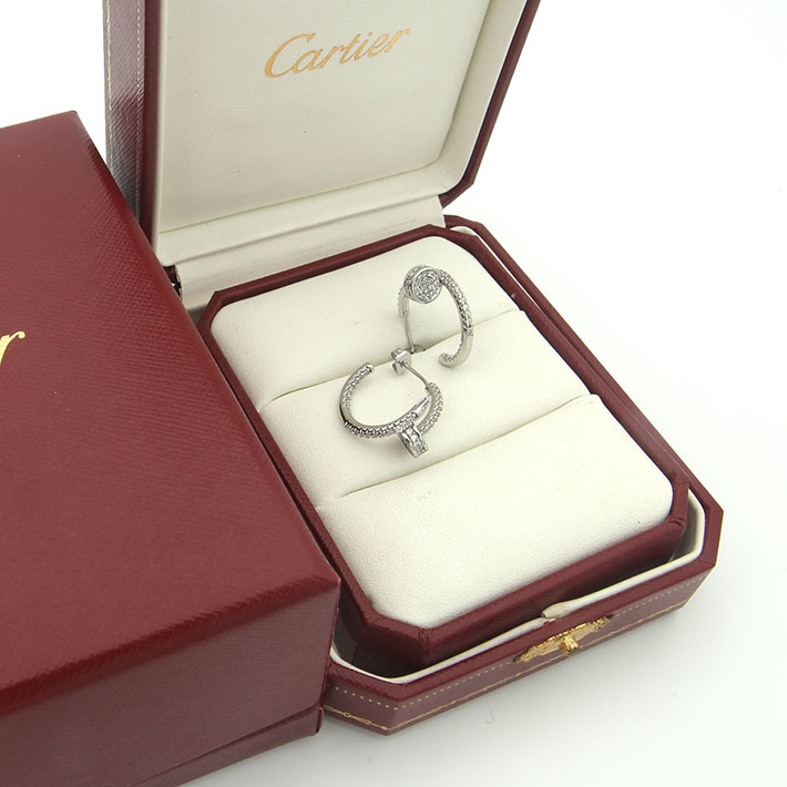 最高級カルティエスーパーコピー Cartier ジュスト アン クル フープ イヤリング スモールモデル パヴェセッティング B8301430 カルティエ ピアス 人気 - 画像 (4)