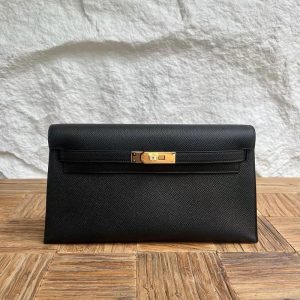 ケリーエラン 黒