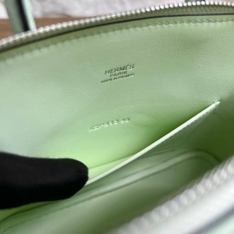 エルメスコピー通販 HERMES ボリード1923 ミニ ヴェールペパーミント シェブルミゾル シルバー金具 H073444CKN3 エルメス ボリード1923 ミニ - 画像 (3)