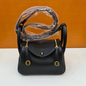 エルメス ミニ リンディ 定価