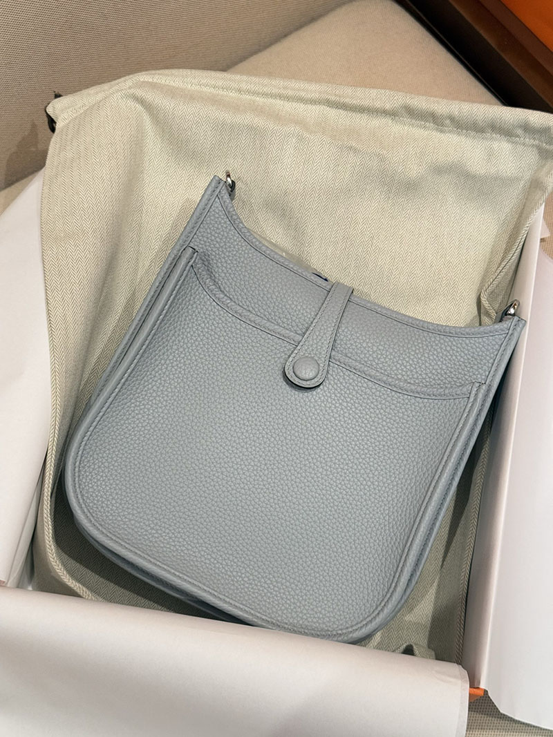 エルメスコピー通販 HERMES エヴリン3 23 ブルーペール トリヨンクレマンス シルバー金具 H087941CK08 エルメス ショルダーバッグ 公式 - 画像 (9)