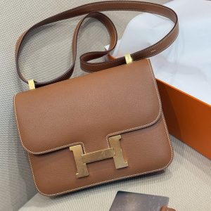 エルメス コンスタンス 定価