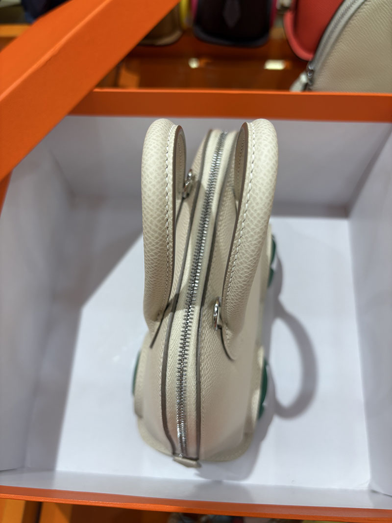 エルメスコピー通販 HERMES ボリードオンホイールズ ミニ ナタ ヴォーエプソン シルバー金具 2634718 ボリード オン ホイールズ - 画像 (6)