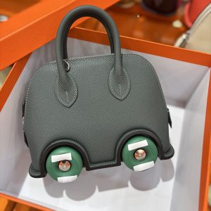 ボリード オン ホイールズ